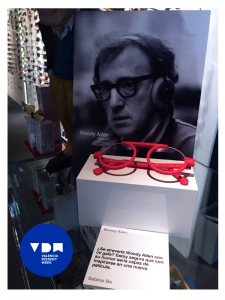 ¿Se atrevería Woody Allen con mi gafa? Estoy segura que con su humor sería capaz de inspirarse en una nueva película.