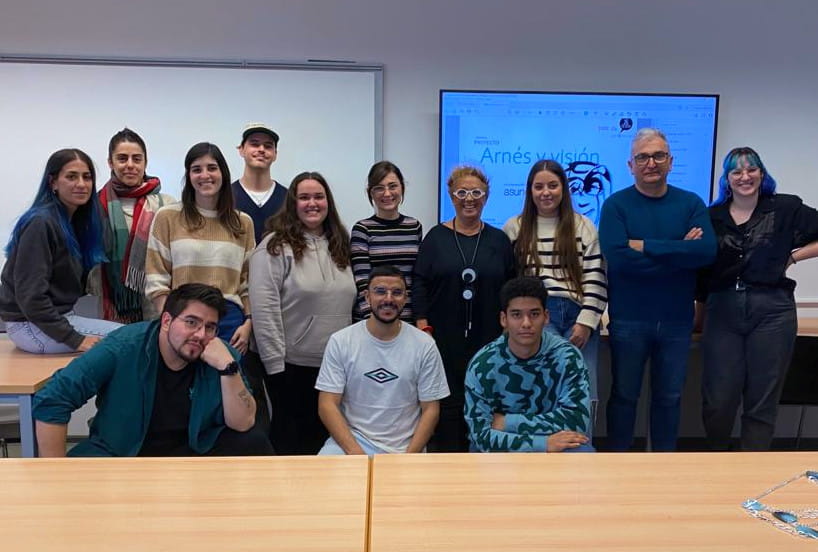 Colaboración con alumnos de EASD Valencia para ideas de producto en ReÓptica